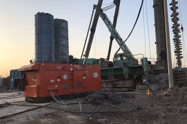 前锋如何检查发电机组燃油系统的密封性？